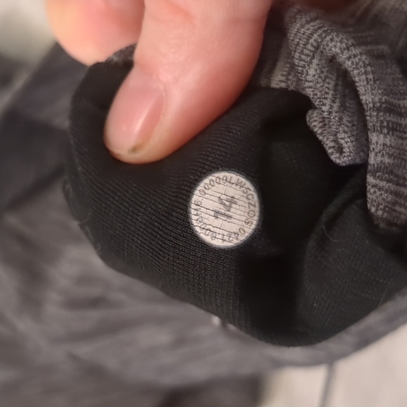 Lululemon align high rise heathered graphite gray cropped leggings size 14 - Picture 5 of 7